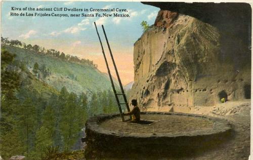 Kiva of the ancient Cliff Dwellers in Ceremonial Cave