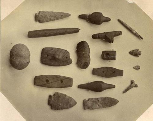 Groundstone and flaked stone implements