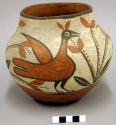 Pottery vessel-olla