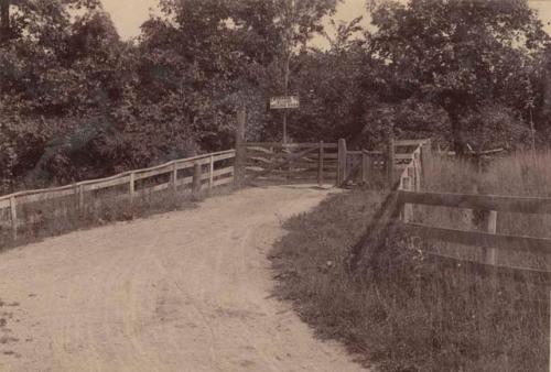 Entrance to the Serpent Mound Park.