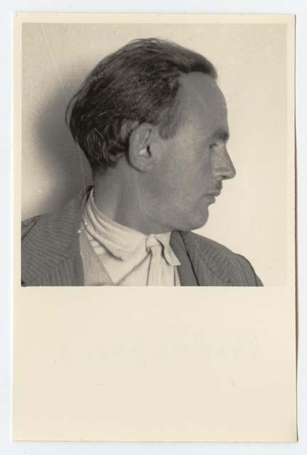 Photograph of Jewish individual of Ghardaia in the Mzab in Northern French Sahara, profile portrait