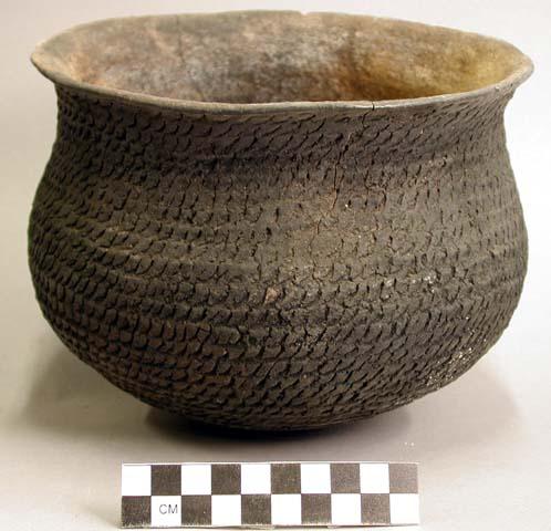 Ceramic vessel, flared rim, corrugated