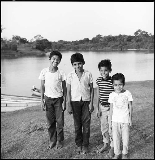 Children of Gonzalo Castellenos at Sayaxche