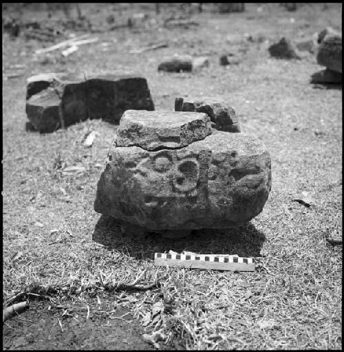 Monument 17 at Tonina