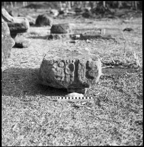 Monument 17 at Tonina