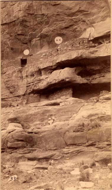 Corn Cliff House, containing bushel of corn, found in upper house