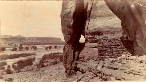 Cliff ruins near Bluff City