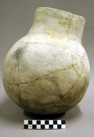 Large undecorated pottery jar