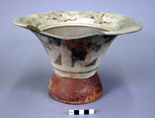 Ceramic vase, interior - brown on cream fish and linear design