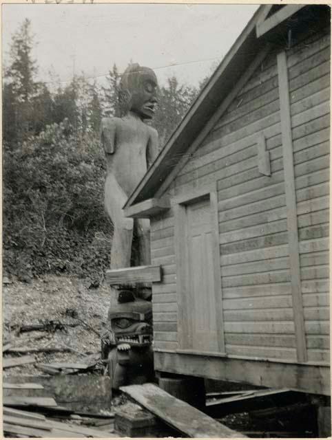 Kwakwaka’wakw house