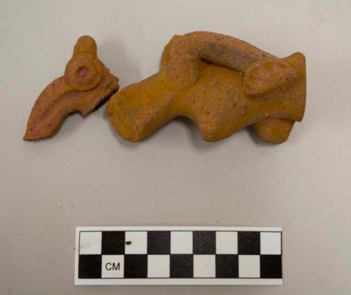 Zoomorphic ceramic effigy figurine