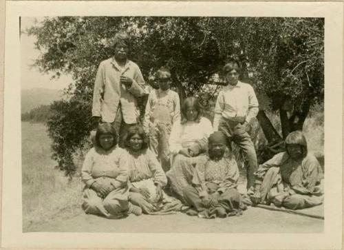 Group of Chuk Chansi Indians including the Neal and Pumpkin families.