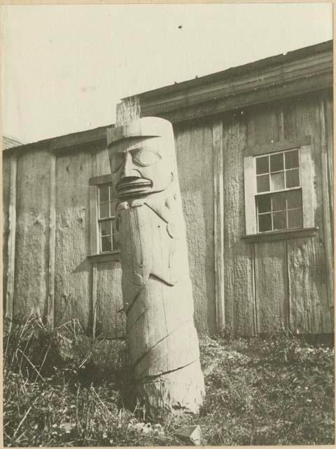 Clayoquot Totem Pole