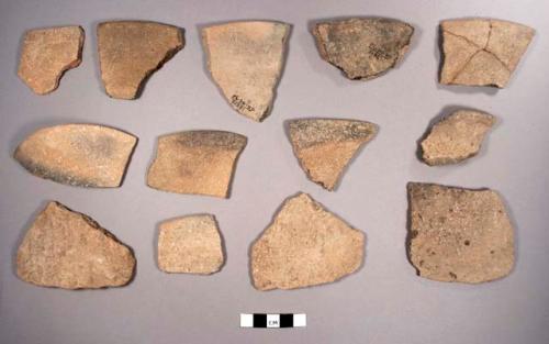 White Cliff Striated Potsherds: White Cliff Variety