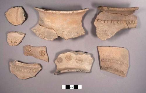 White Cliff Striated Potsherds: Variety Unspecified - white-appliqued