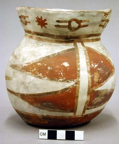 Jar, eccentric painted ware. mishongave. 15.6 x 14.0 cm.