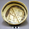 Bowl, San Bernardo polychrome. int: linear design; ext: linear design.