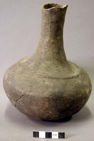 Ceramic vessel, complete, long neck