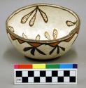 Modern Zuni pottery bowl (1 of 3)