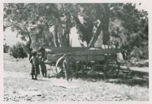 Children and wagon