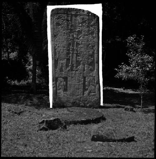 Stela 1 at Ixkun