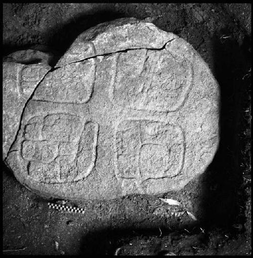 Altar of Stela 3 at Ixkun