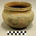 Ceramic complete vessel, jar, plain, short neck, fillet at rim, flat base