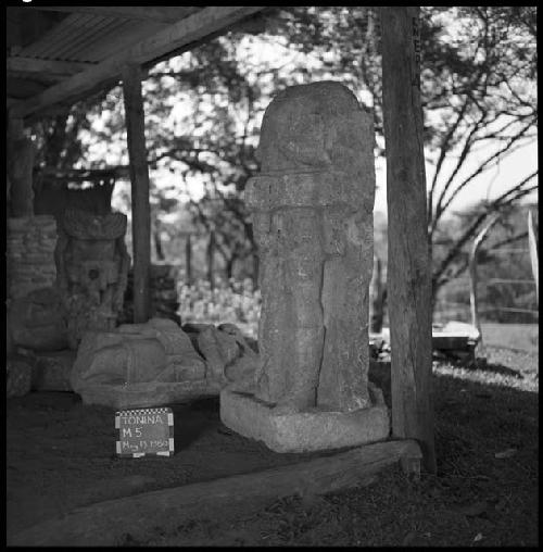 Monument 5 at Tonina