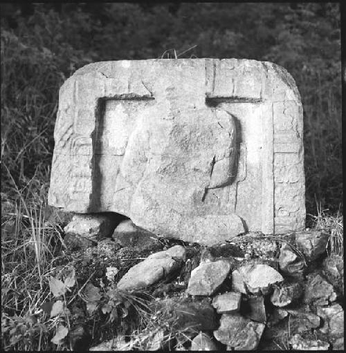 Monument 8 at Tonina