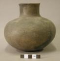 Ceramic vessel, short neck