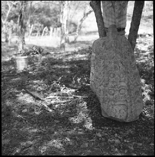 Monument 32 at Tonina