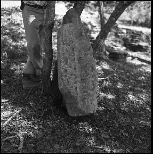 Monument 32 at Tonina