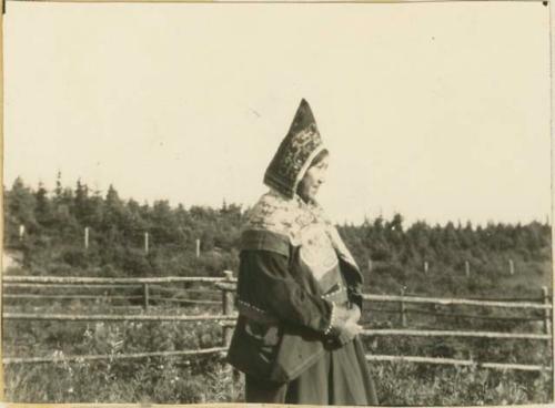 Woman of the reserve in costume