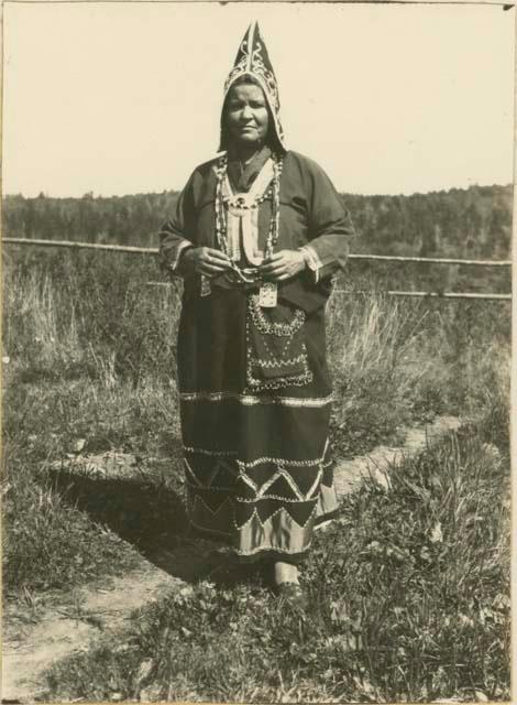 Woman of the reserve in costume