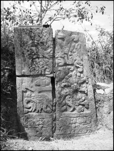 Old Castillo jamb at Chichen Itza