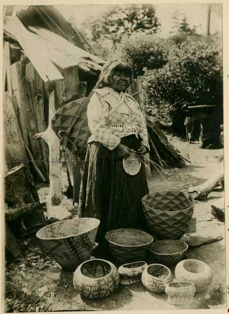 Portrait of Old Curly with baskets