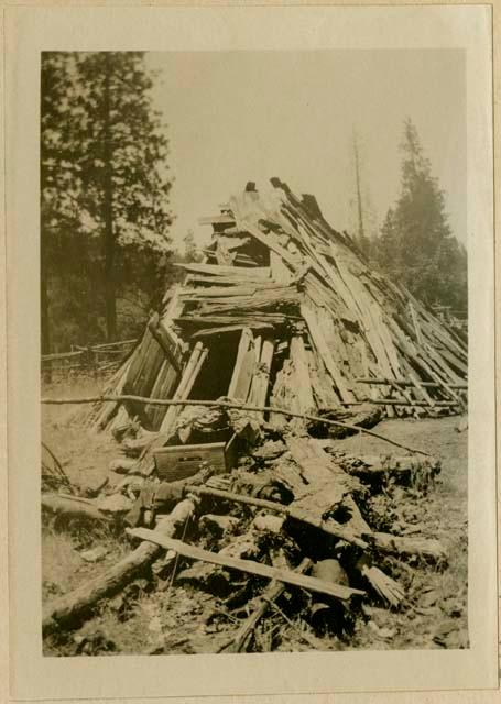 Short and Derby's sweat house near cold spring