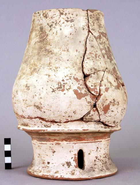 Painted earthen vase with base