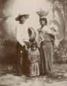 Maya couple with children