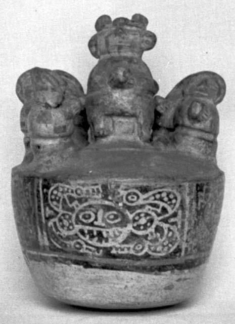 Calleju du Higlas Pottery, decorated jar with figures on top