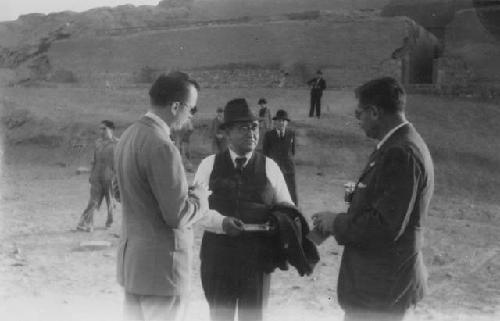 Pachacamac; Lothrop, left; Tello, right 1939