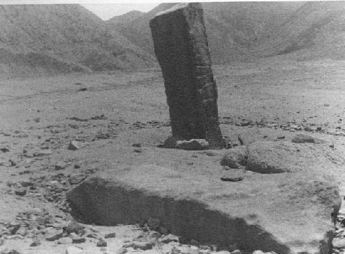 Stela and mounds near Paramonga--off road to Callajonde Huayles 1942.