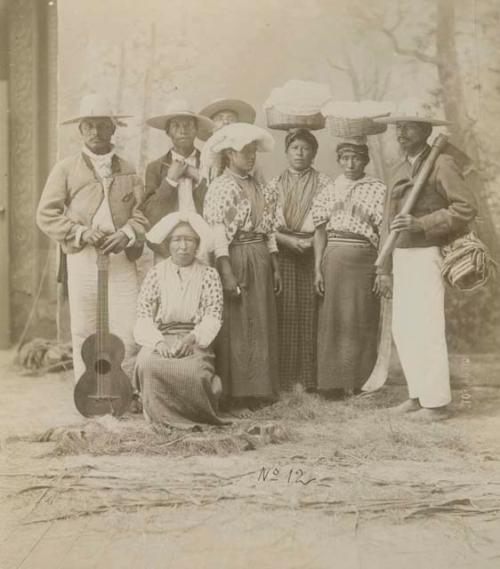 Group photo, Maya women and men