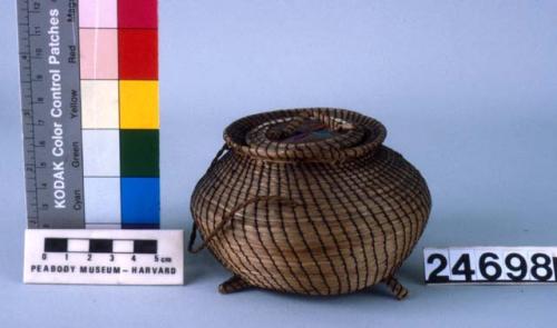 Small covered coiled sweet grass basket - birchbark bottom & cover w/ quillwork