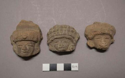 Pottery figurine heads