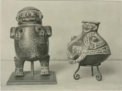 Pottery figurine and effigy jar