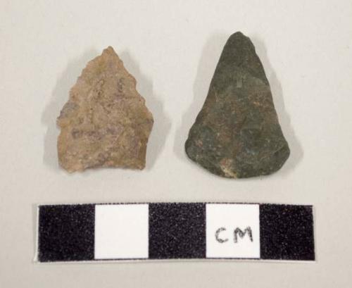 Arrowheads, notched base