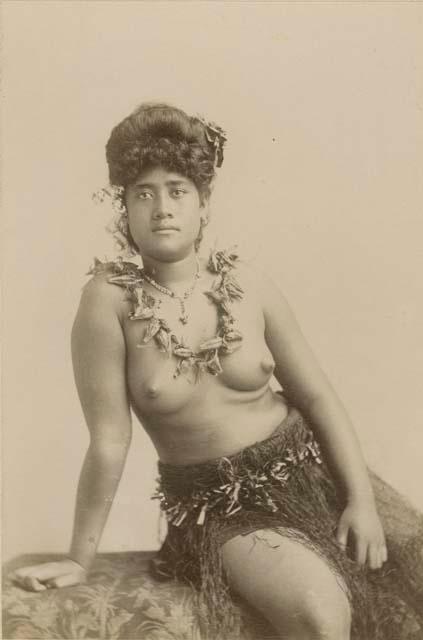 Samoan woman, posed portrait