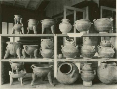 Collections of painted handled pottery and tripods