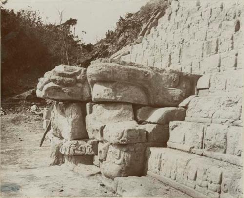 Hieroglyphic stairway, structure at foot, looking north